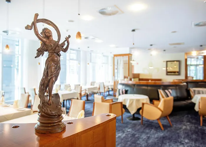 Hotel Am Dorint Charlottenhof Halle